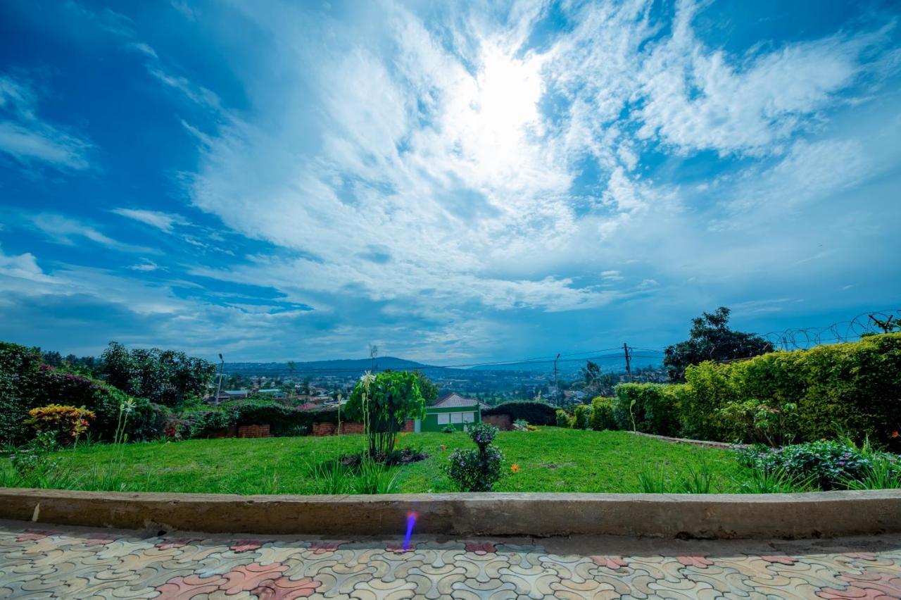 Nazareth Guest House キガリ エクステリア 写真